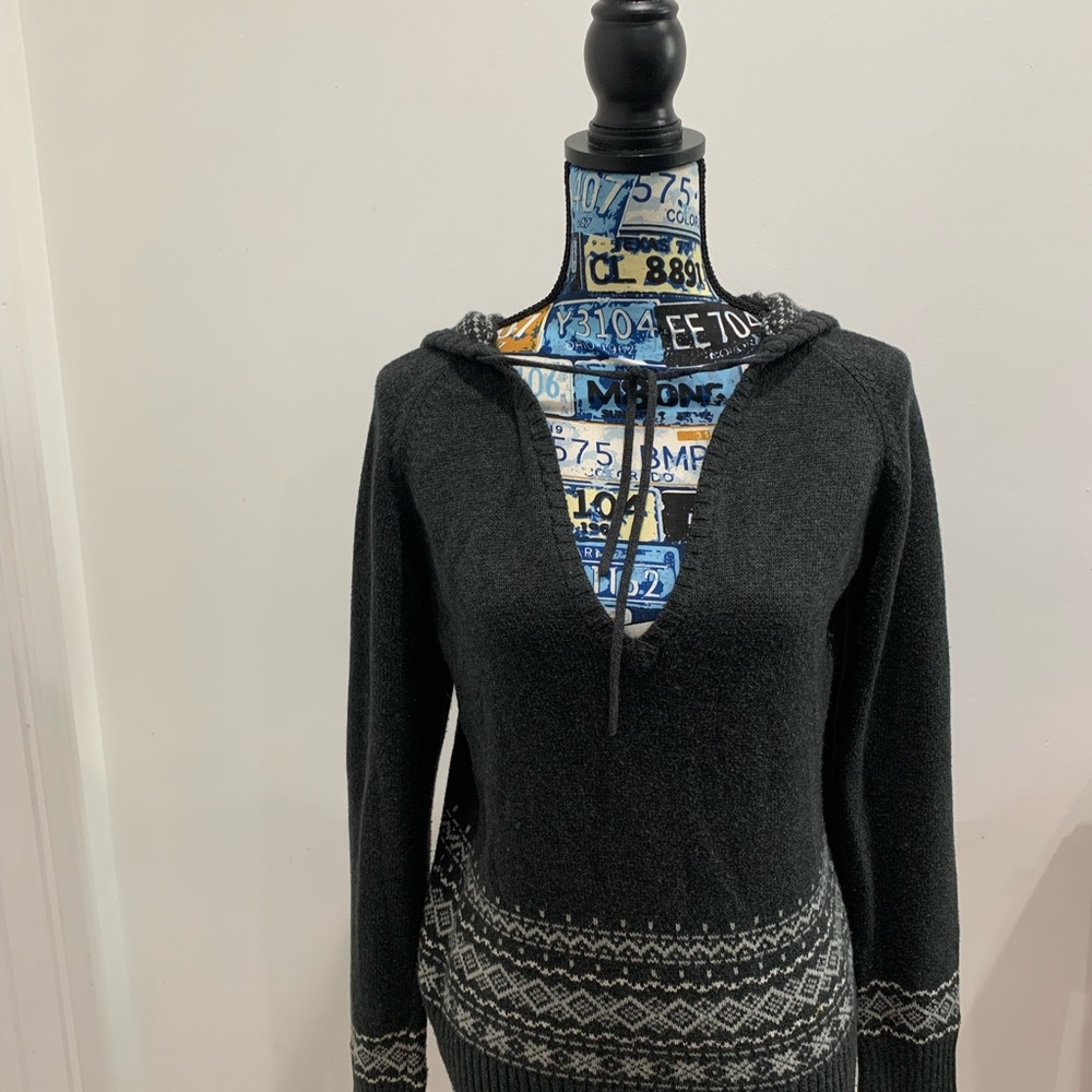 Sonoma grey hooded sweater